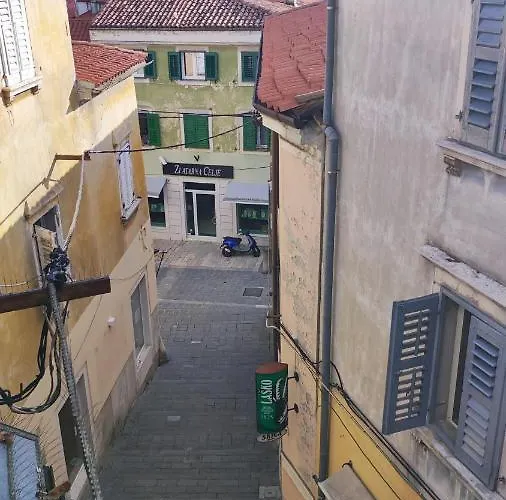 Altana Guest house *